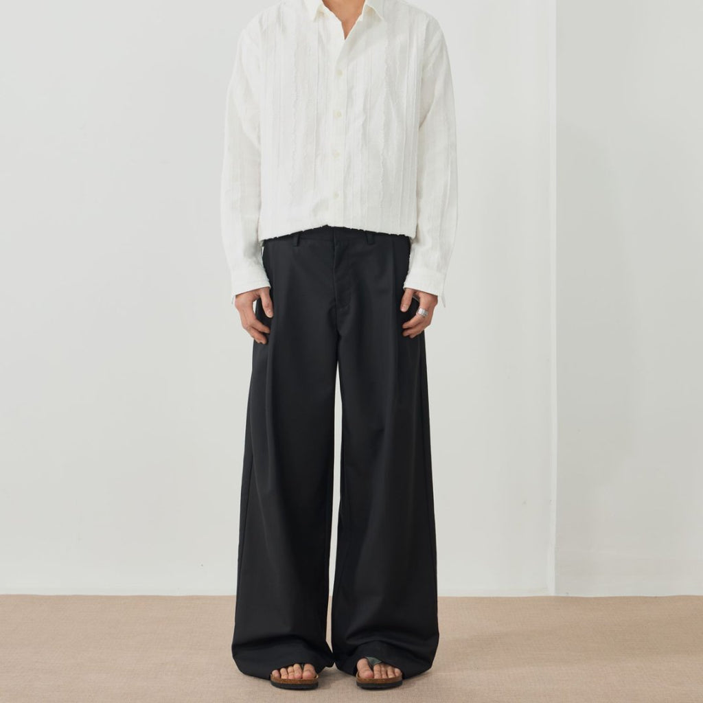 Pleated loose wide-leg trousers