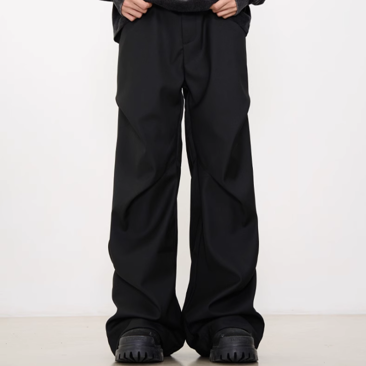Pleated loose straight-leg trousers Black
