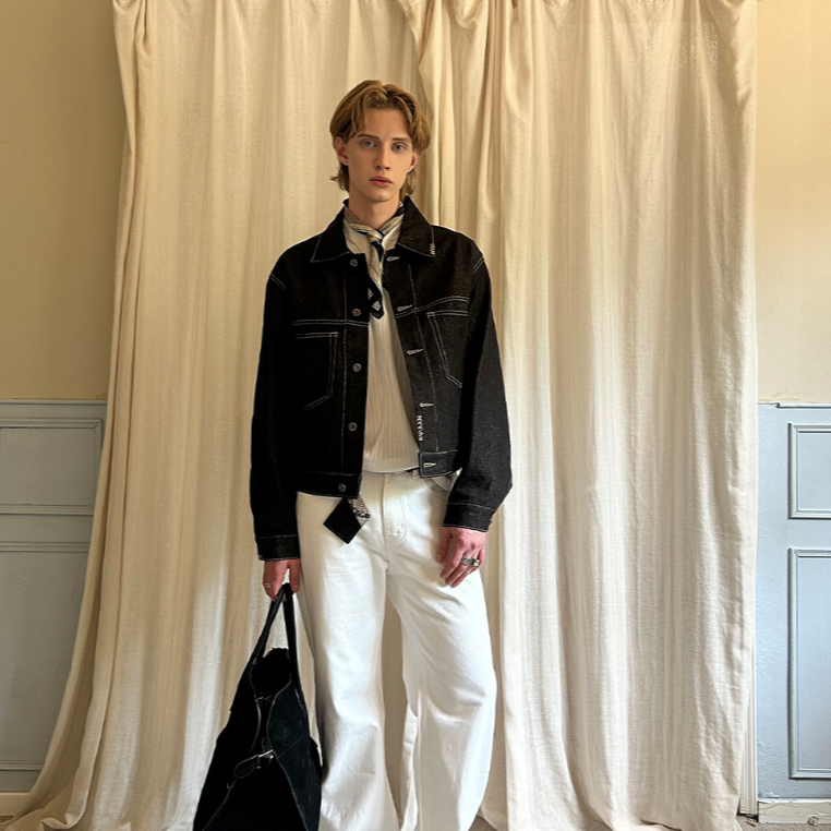 Vintage cropped wide lapel denim jacket