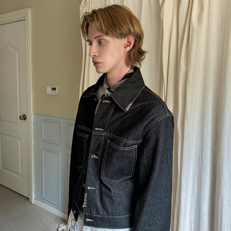 Vintage cropped wide lapel denim jacket