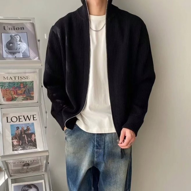Knitted loose high-neck zip-up jacket Black