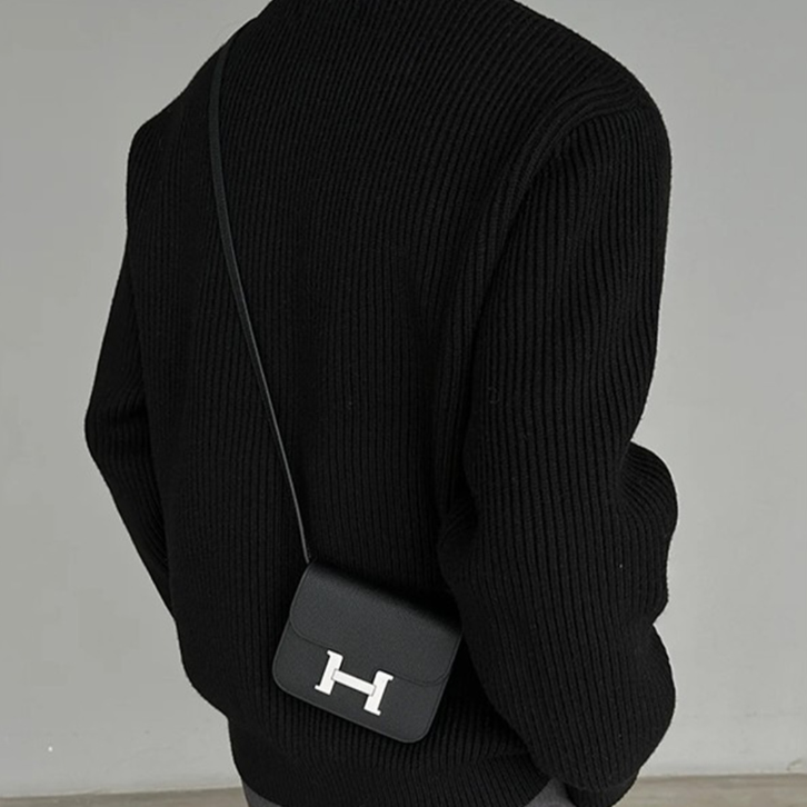 Knitted loose high-neck zip-up jacket Black