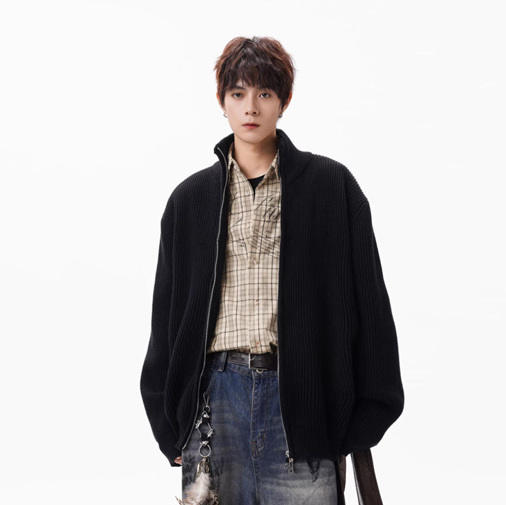 Knitted loose high-neck zip-up jacket Black