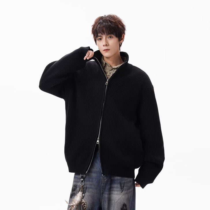 Knitted loose high-neck zip-up jacket Black