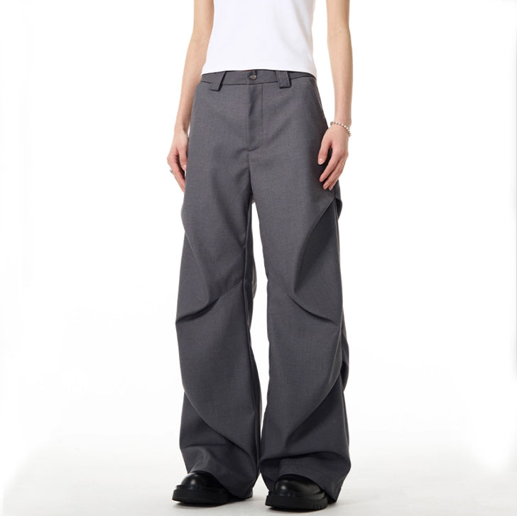 Pleated loose straight-leg trousers Gray